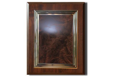 plakett_4072_25cm_brun_1 Plakett med gulldetaljer